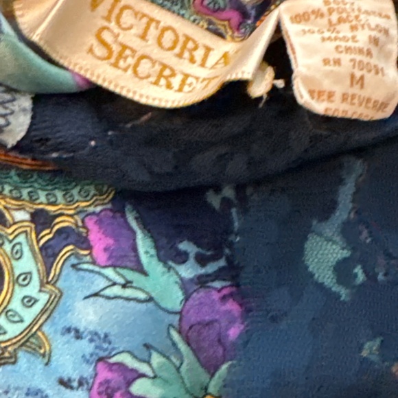 Victoria Secret’s Vintage Gold Lable - Picture 3 of 5